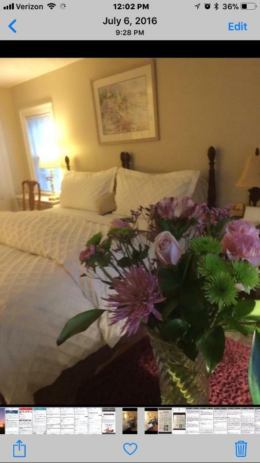 Wellesley Bed And Breakfast 외부 사진